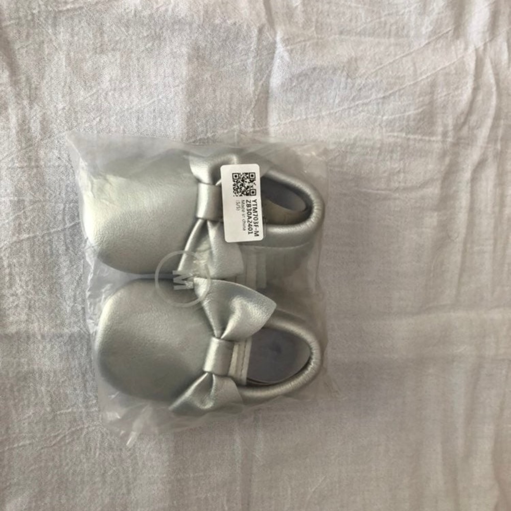 Infant Fancy Mocs - Silver 6-12 months